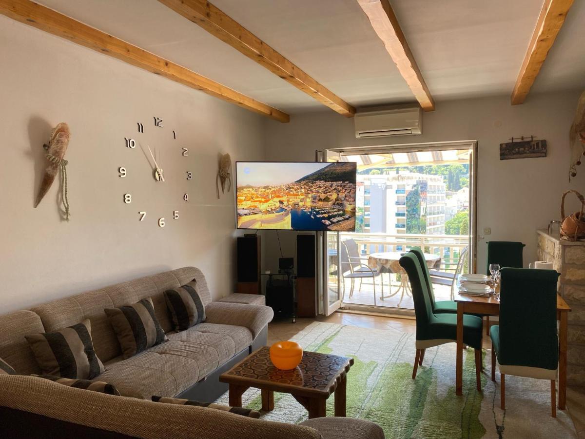 Apartment Sandra Free Private Parking *